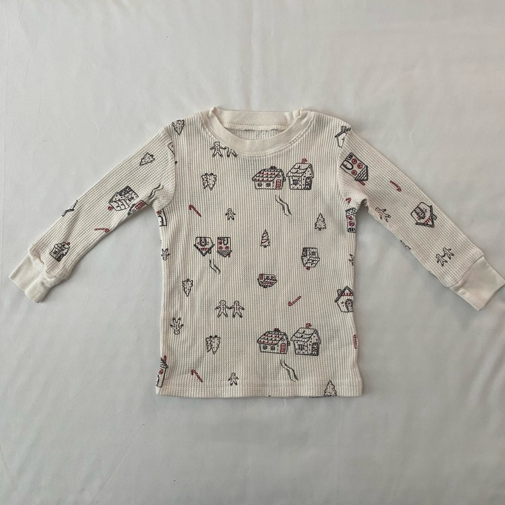 Carter's Cream Long Sleeve Tee with Holiday Graphics  Size 12 Months